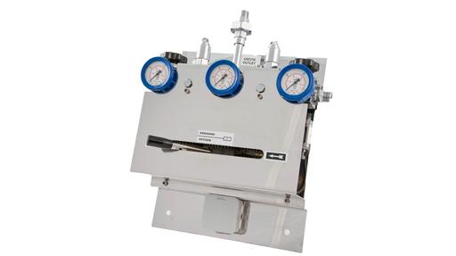Automatic changeover manifold for technical and process gases