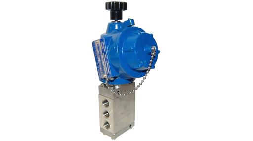 5 way manual reset solenoid valves for low ambient temperatures